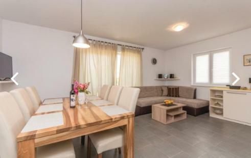 Apartman Kovacic Drage Exteriör bild